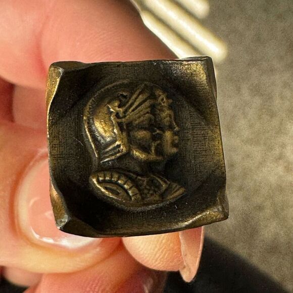 Vintage Gold Tone Cameo Cufflink Engraved PAT 2974381 - Picture 2 of 5